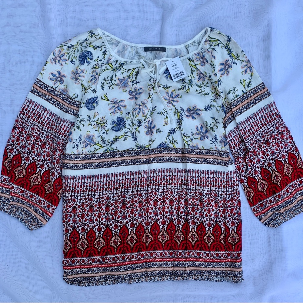 Suzy Shier - floral spring blouse